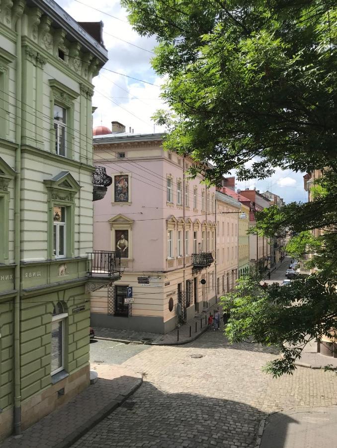 Berlin Apartment Lviv Exterior photo