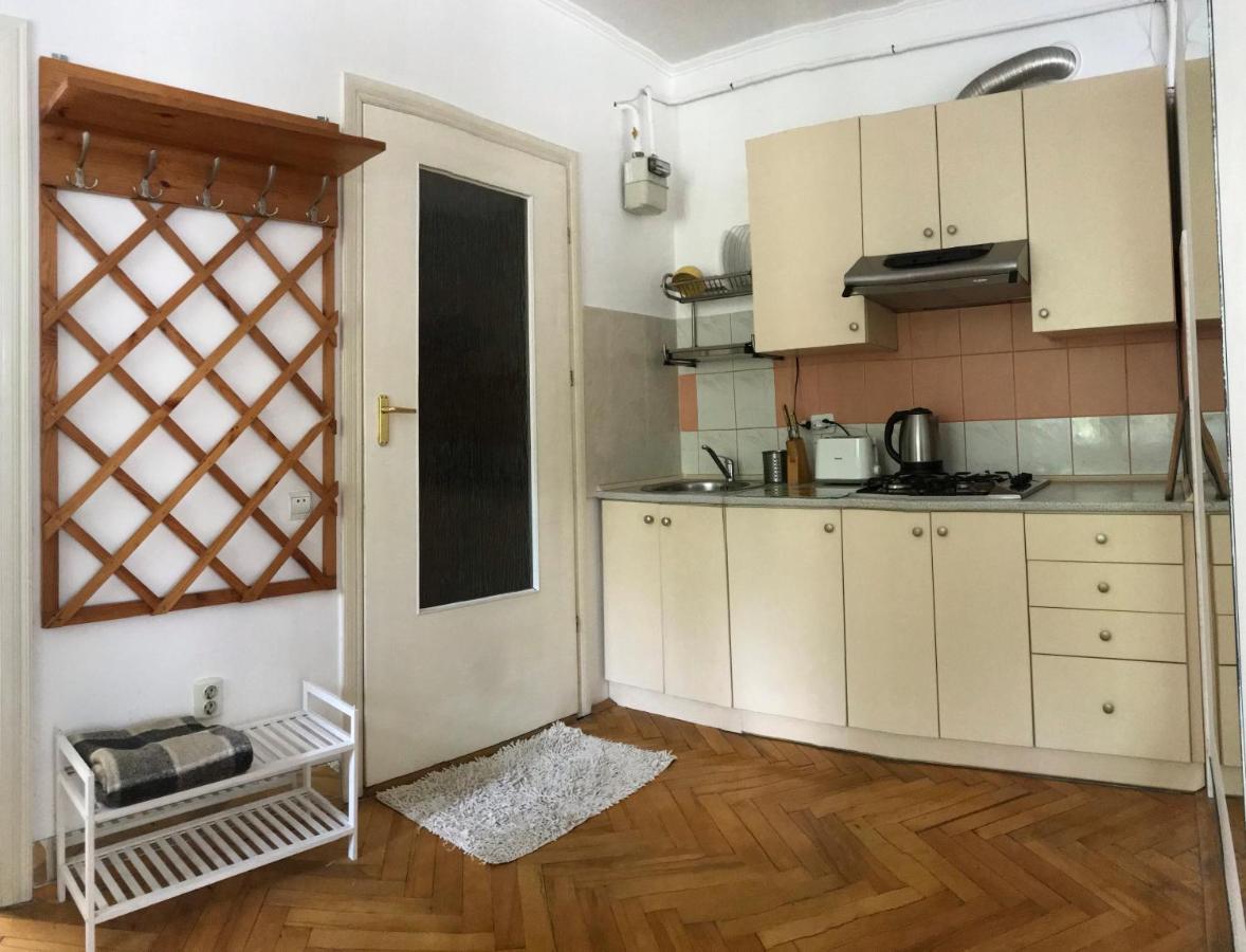 Berlin Apartment Lviv Exterior photo